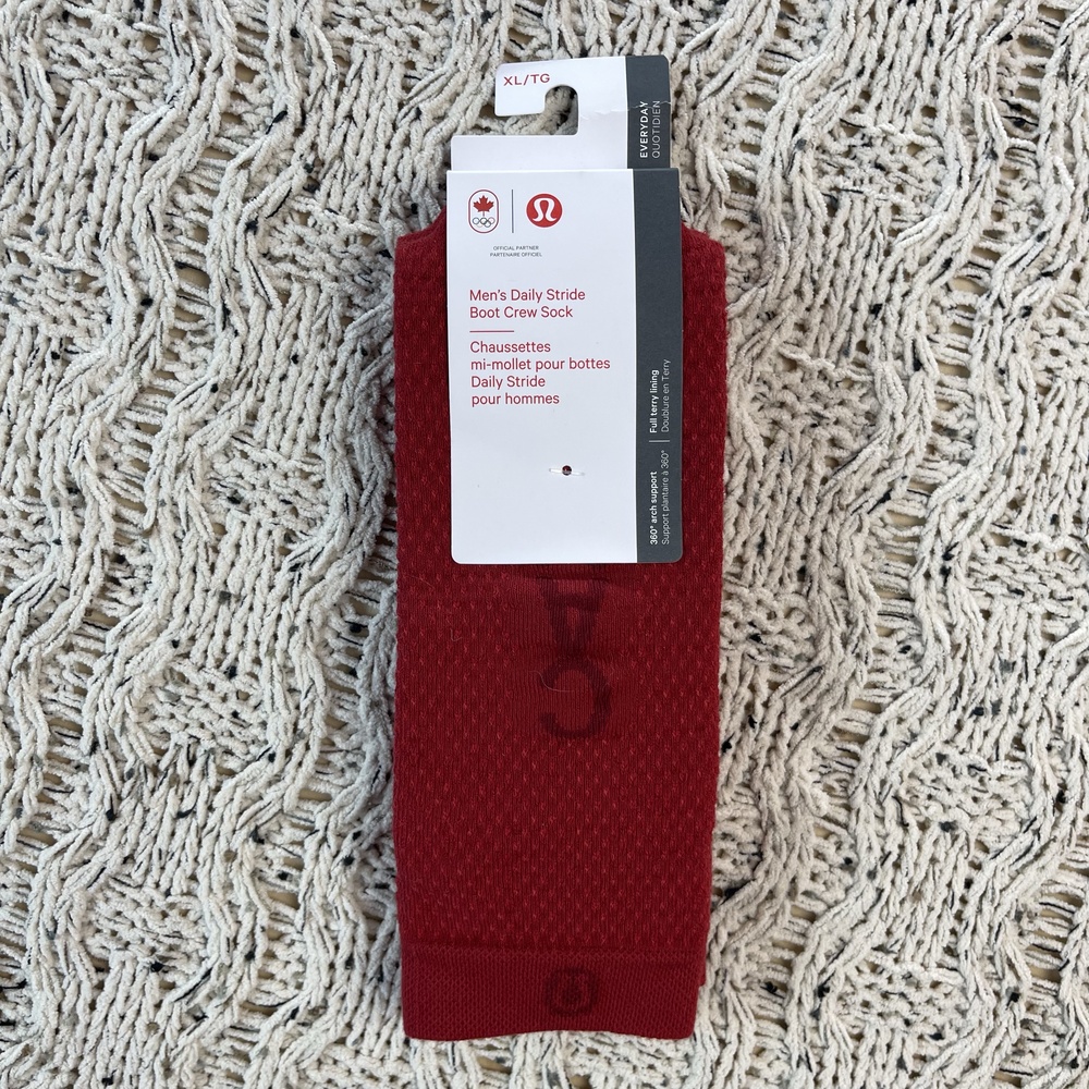 Lululemon Men's Daily Stride Boot Crew Socks Mens XL Red Not NWT